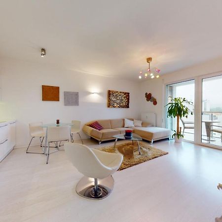 Bibi Centroom Apartment Πιεστάνυ Εξωτερικό φωτογραφία